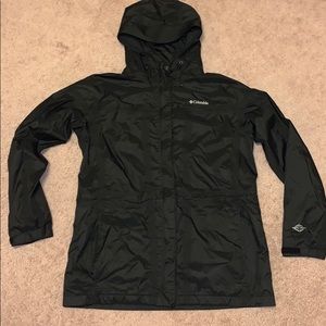 Women’s XL Columbia omni-tech waterproof raincoat
